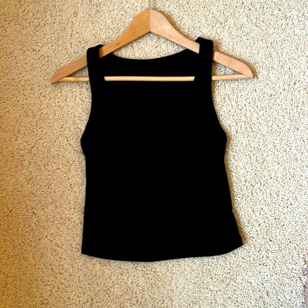 black tank top - Picture 1 of 1
